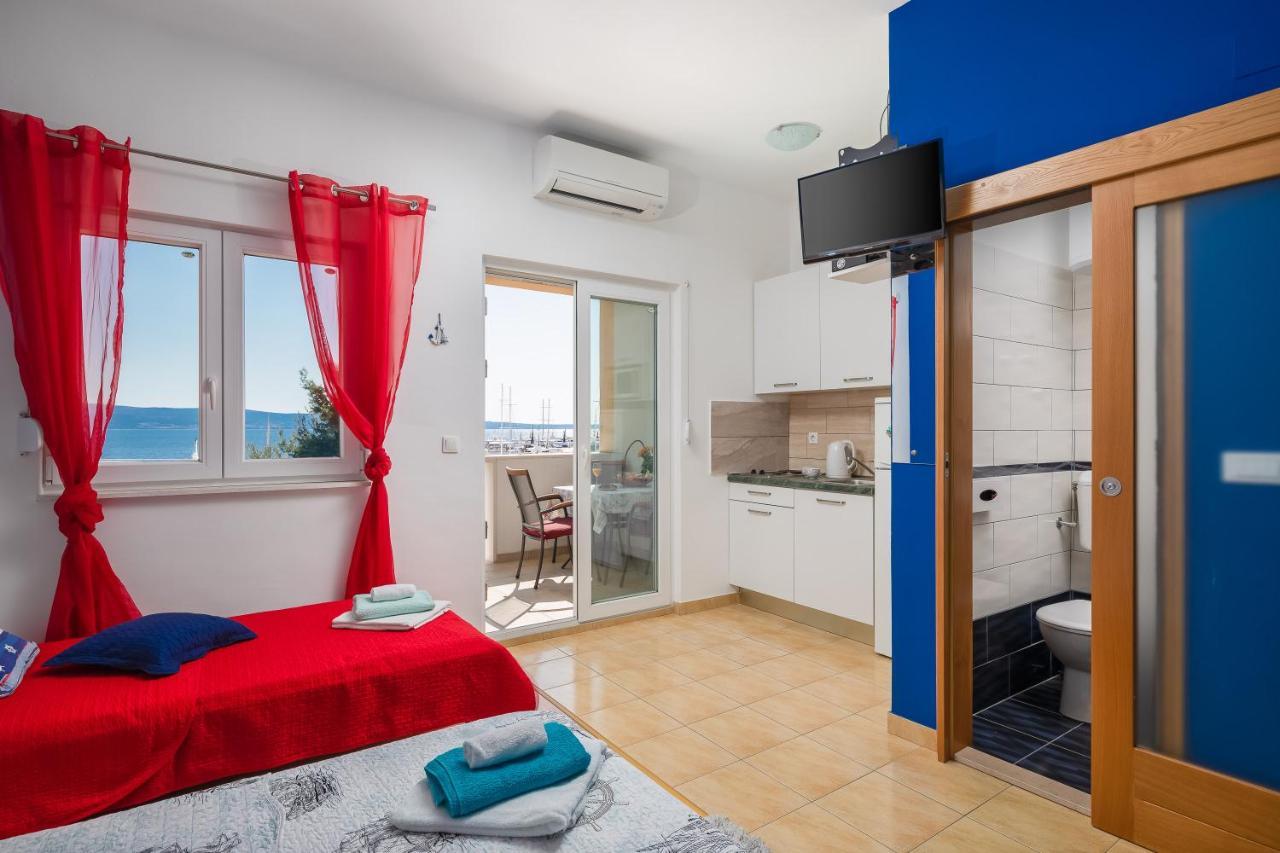 J.B. Beachfront Suites Jesenice  Εξωτερικό φωτογραφία