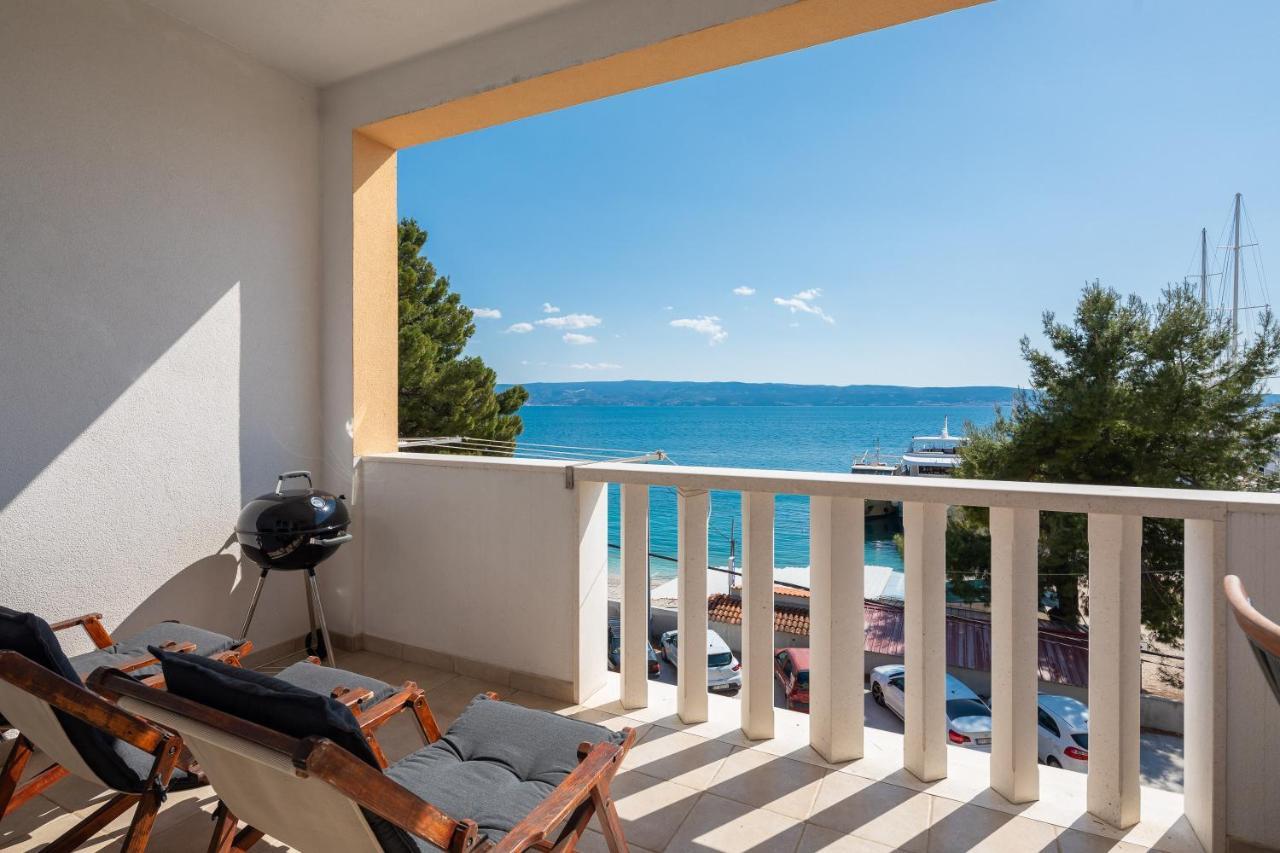 J.B. Beachfront Suites Jesenice  Εξωτερικό φωτογραφία